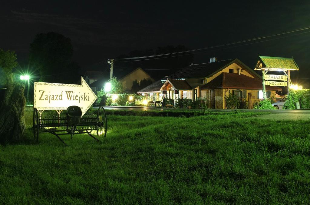 Zajazd Wiejski Szczechy Wielkie Buitenkant foto